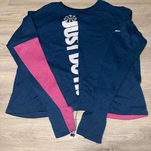 Nike cropped style running Top